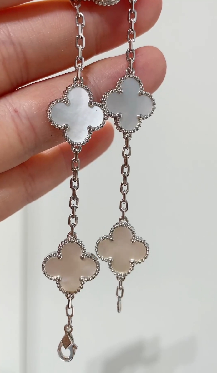1.Alhambra Mother-of-pearl 5 motifs Bracelet