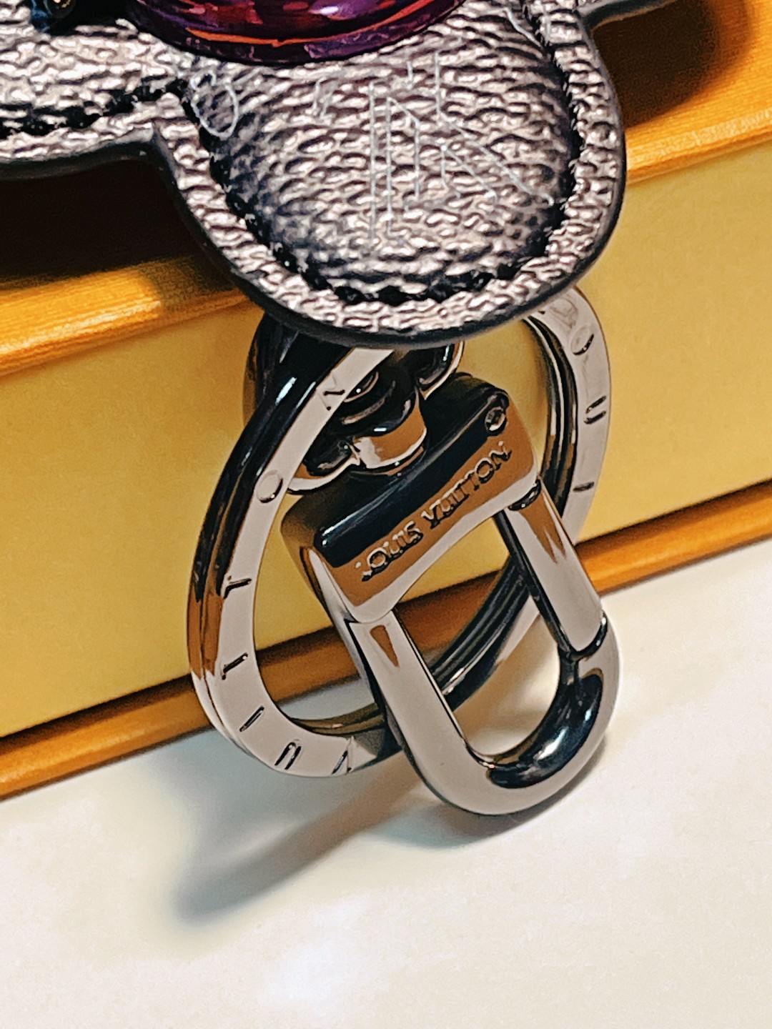 Keychain 10