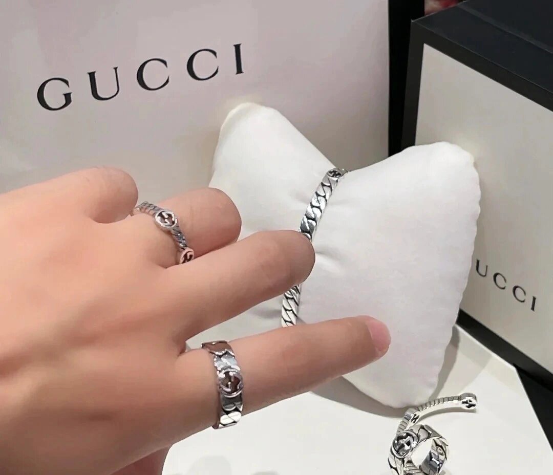 Interlocking G Thin Ring