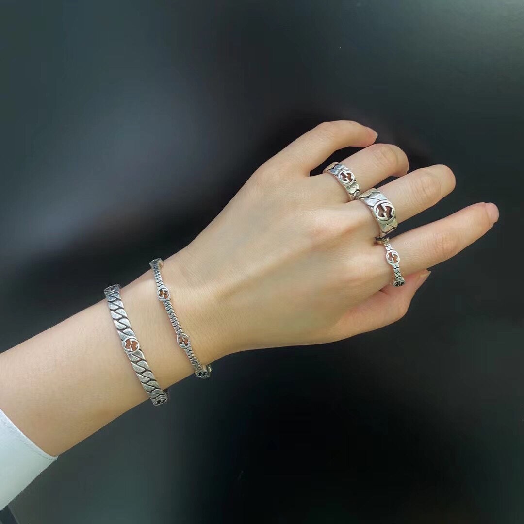 Interlocking G Thin Ring