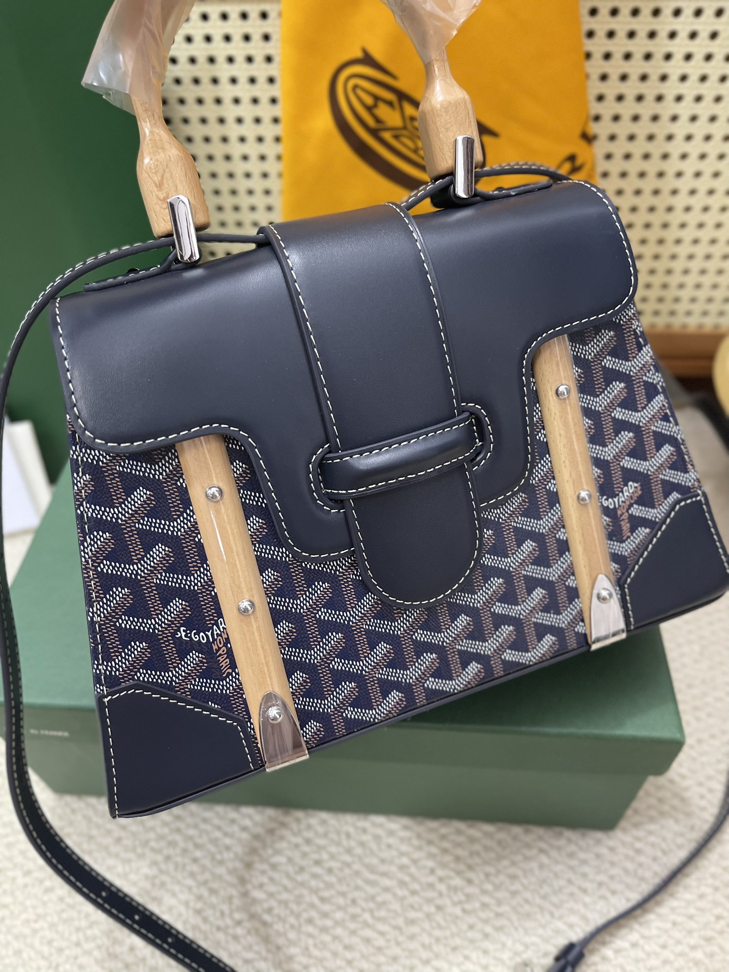 Saigon Bag Black
