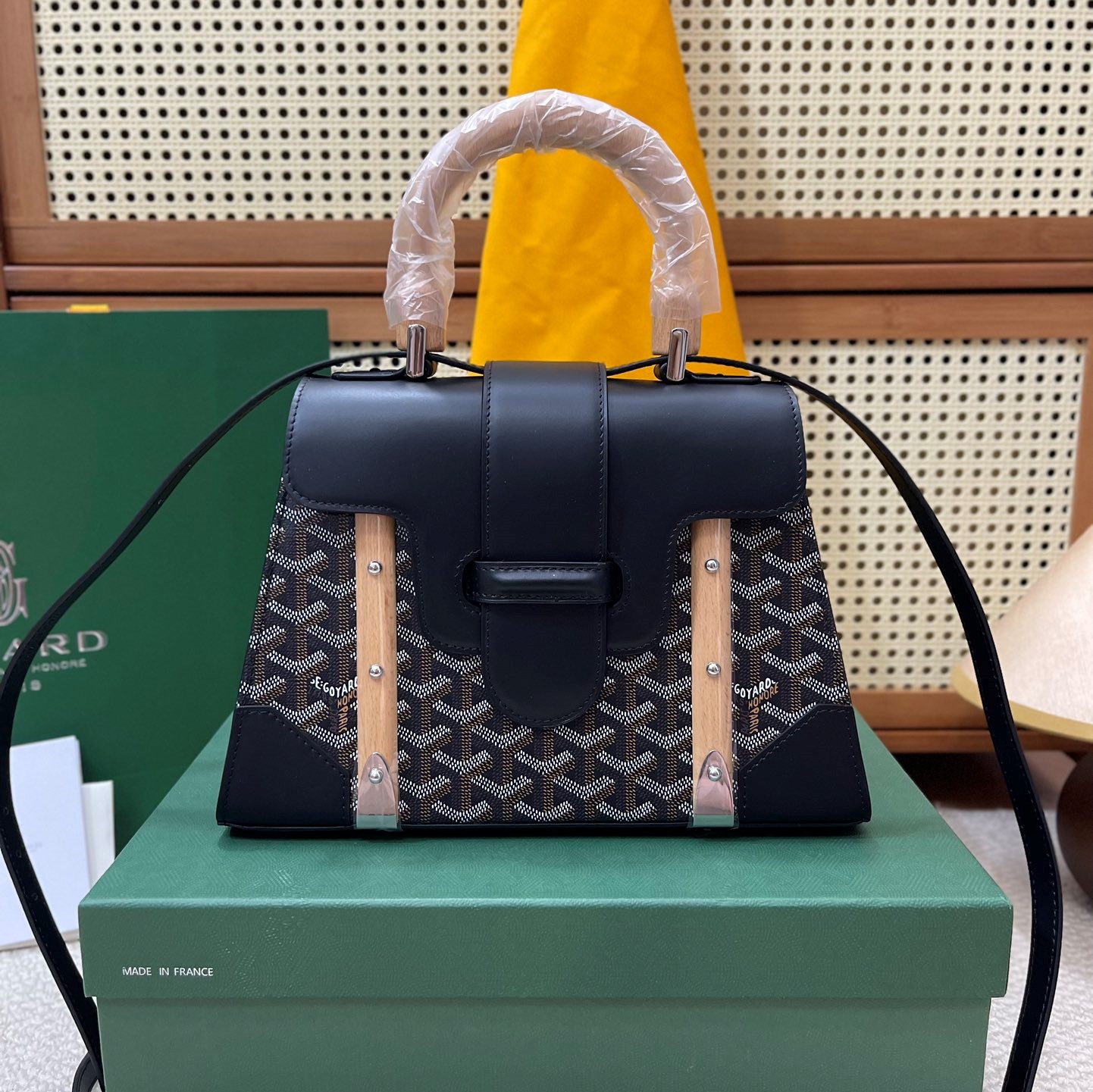 Saigon Bag Wooden and Black