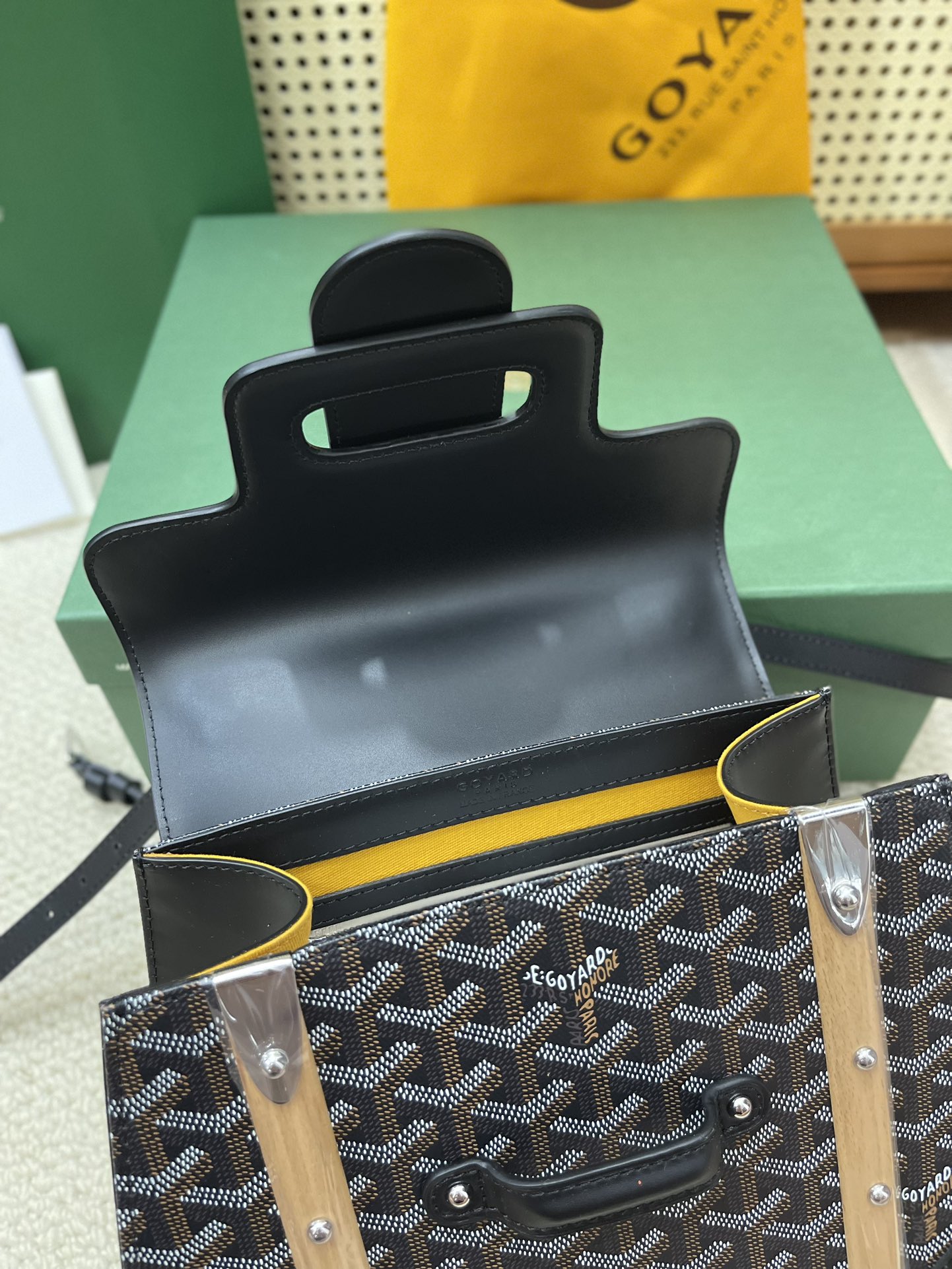 Saigon Bag Wooden and Black