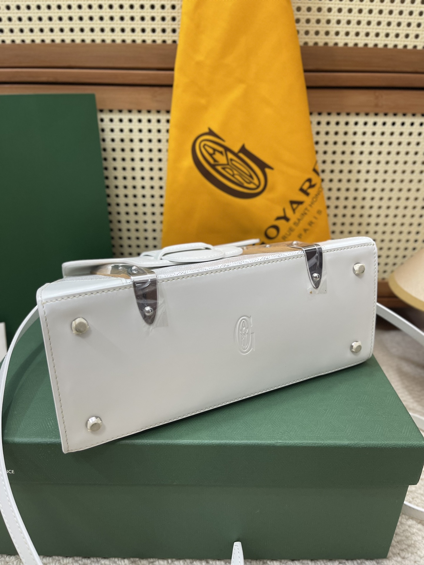 Saigon Bag White