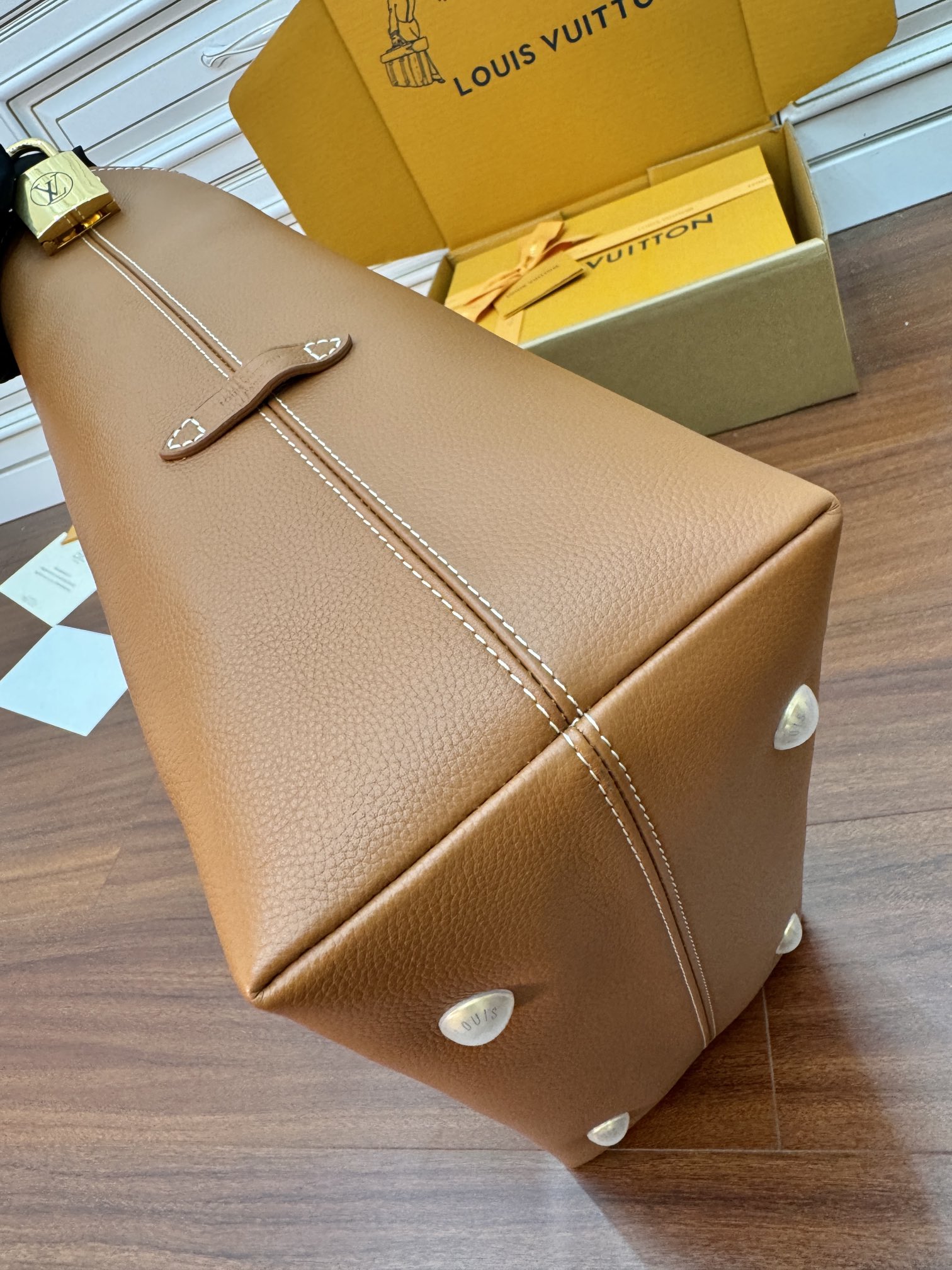 LV Bag 4