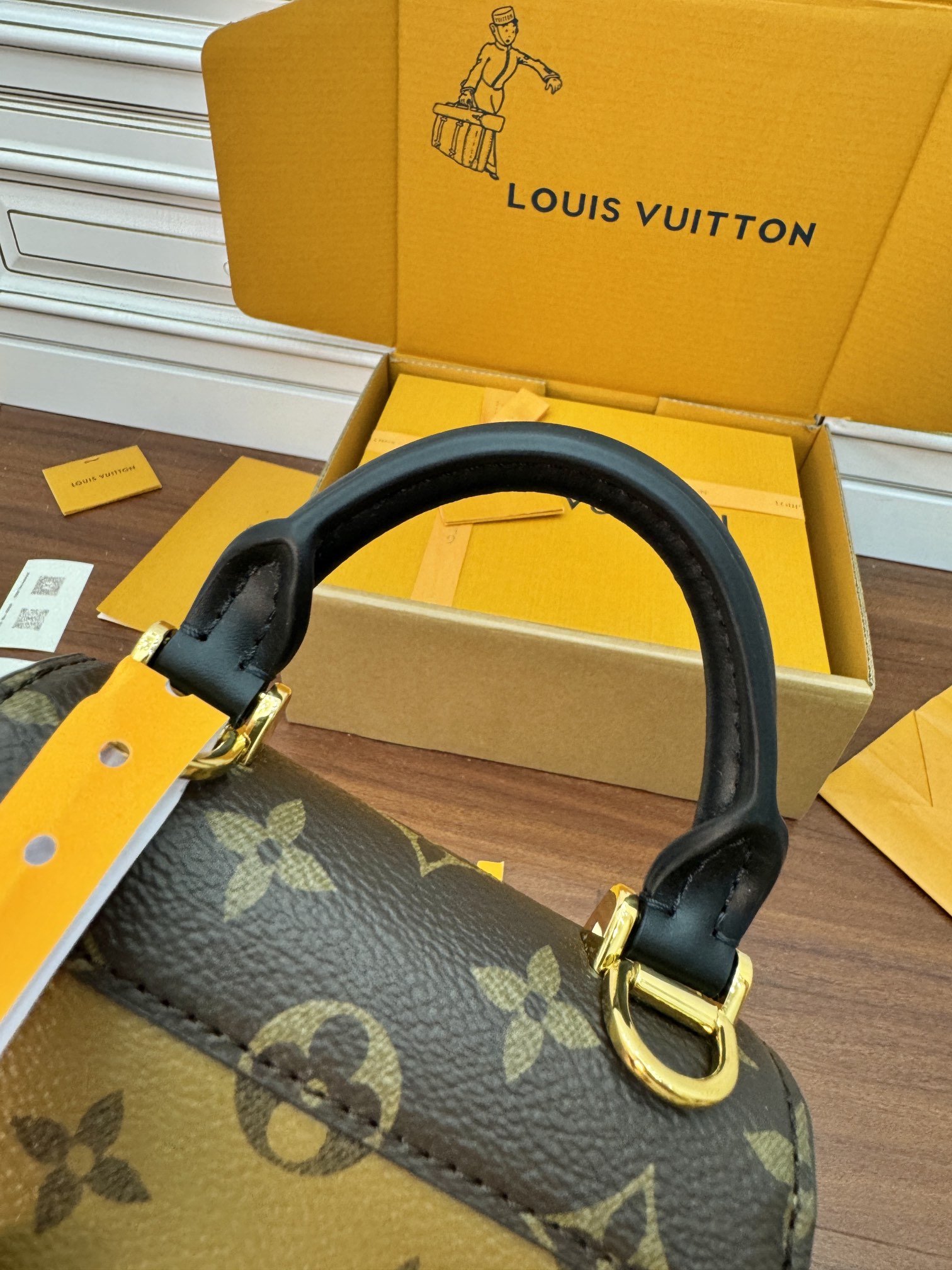 LV Bag 8
