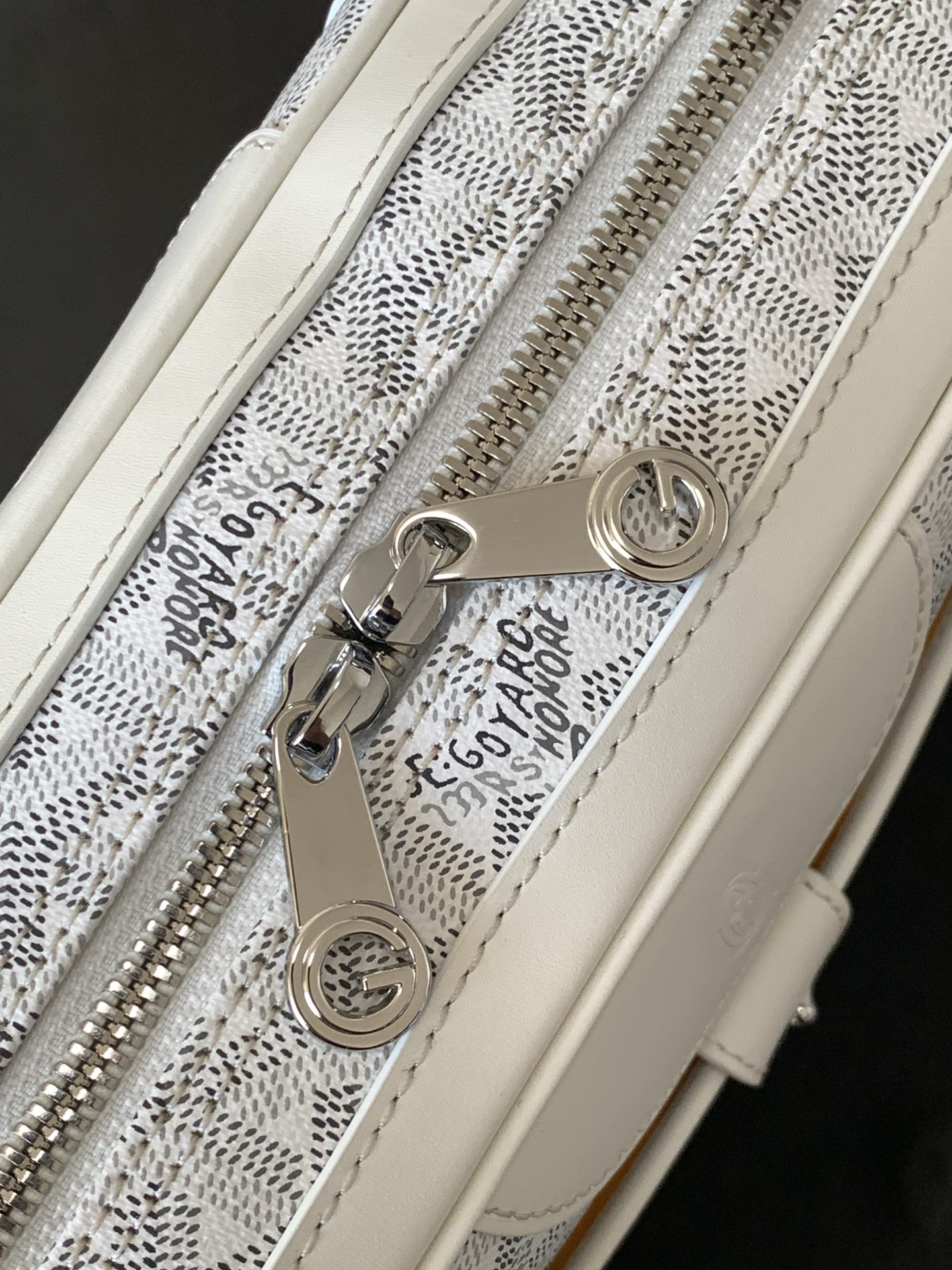 Goyard Vintage Bag White