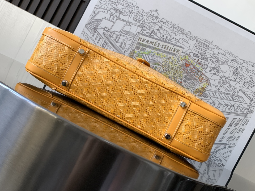 Goyard Vintage Bag Yellow