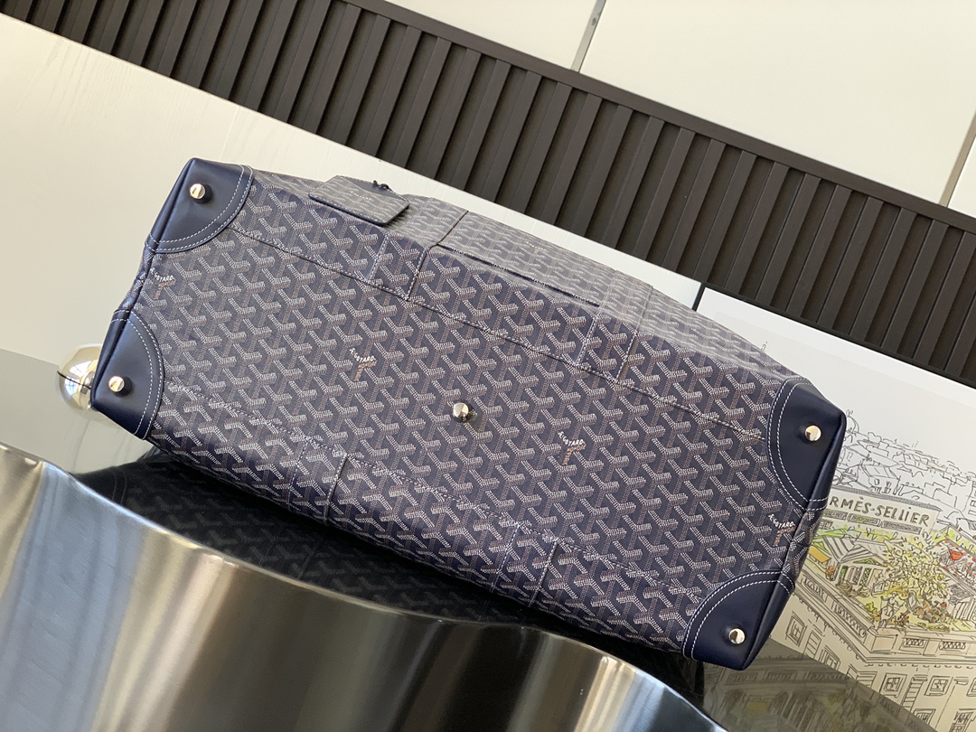 Goyard Luggage Bag