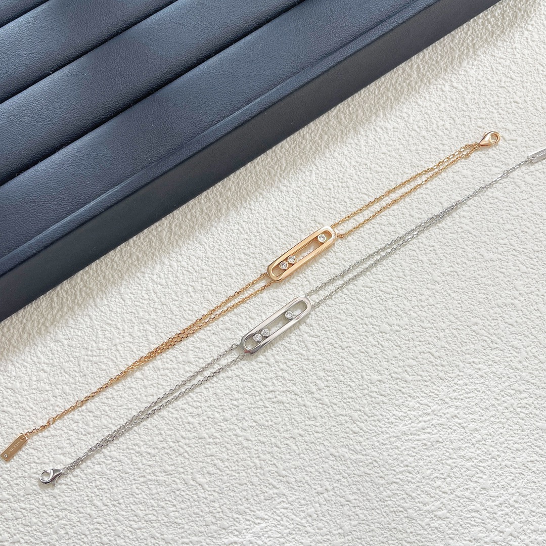 Move Bracelet with Three Big Diamond