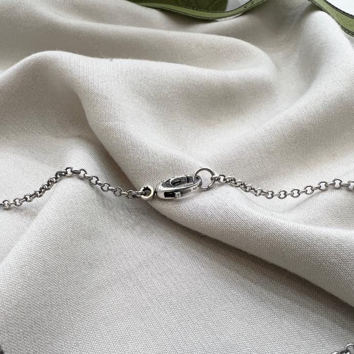 Double G Vintage Vine-carved Key Necklace