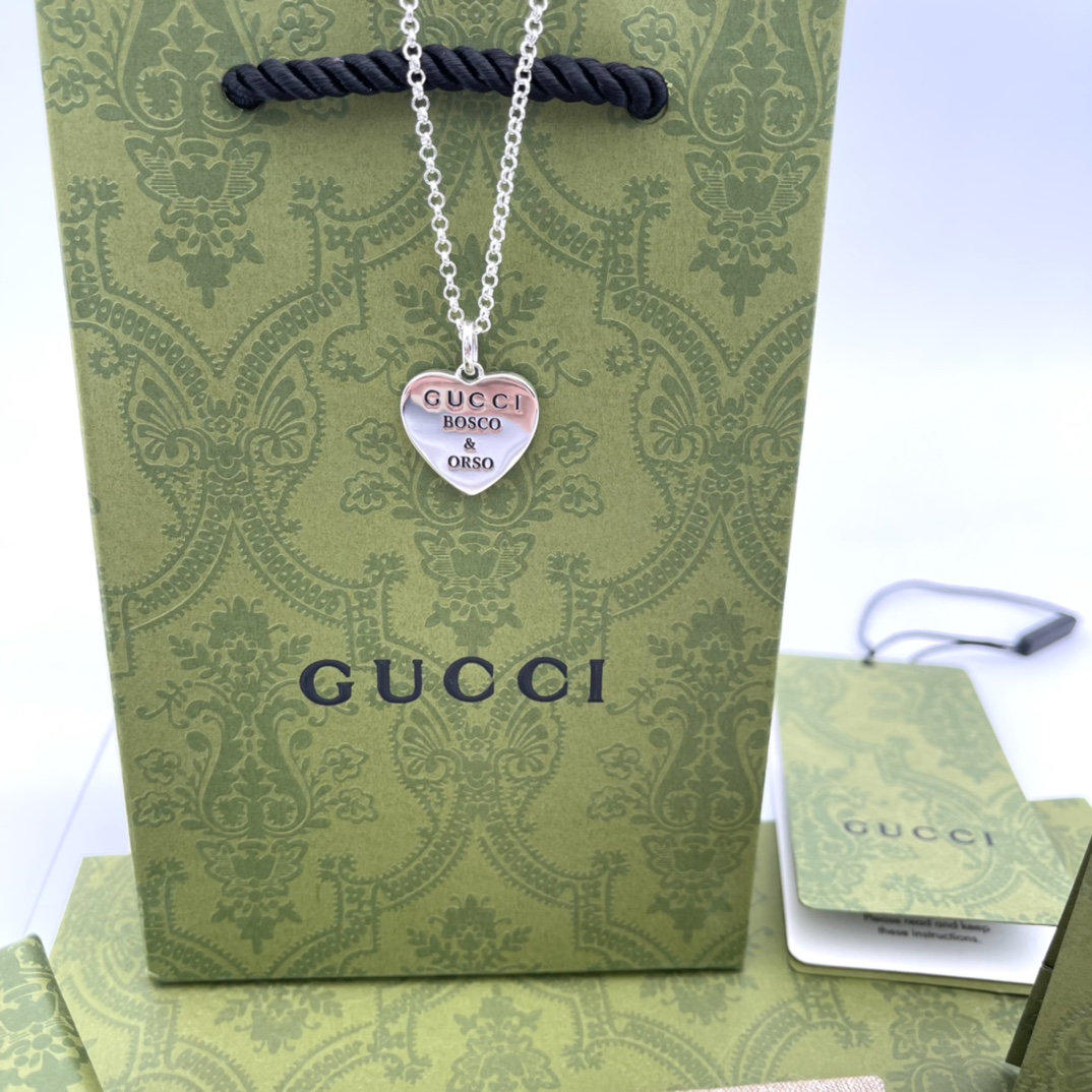 BOSCO&ORSO Necklace