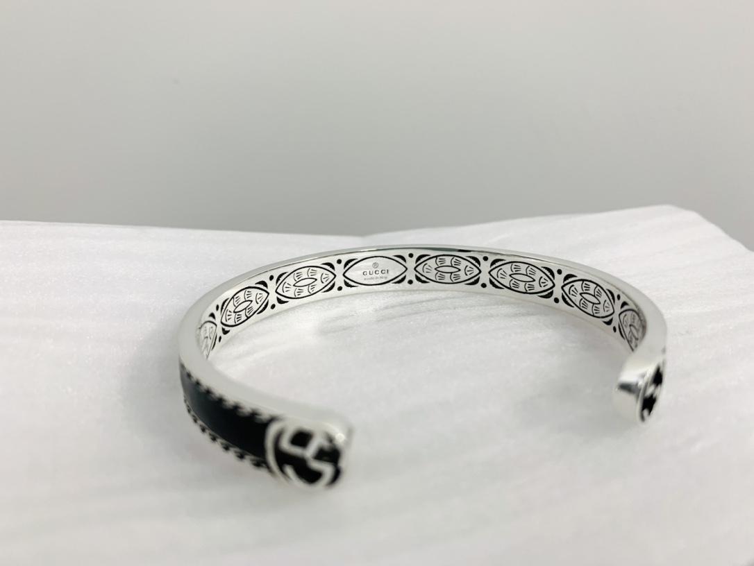 Crushed Enamel Bracelet
