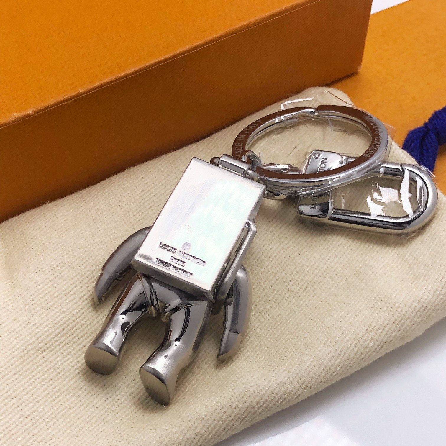 Keychain 18