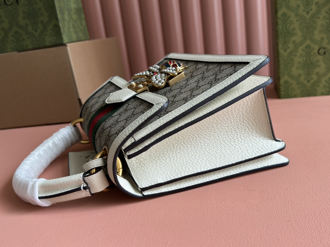 QueenMargaret Bag White
