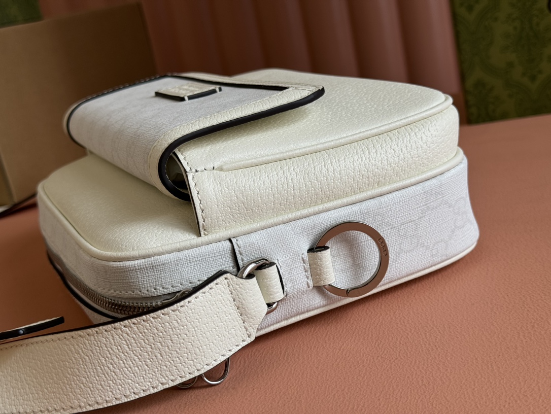 G Logo Mini Bag White