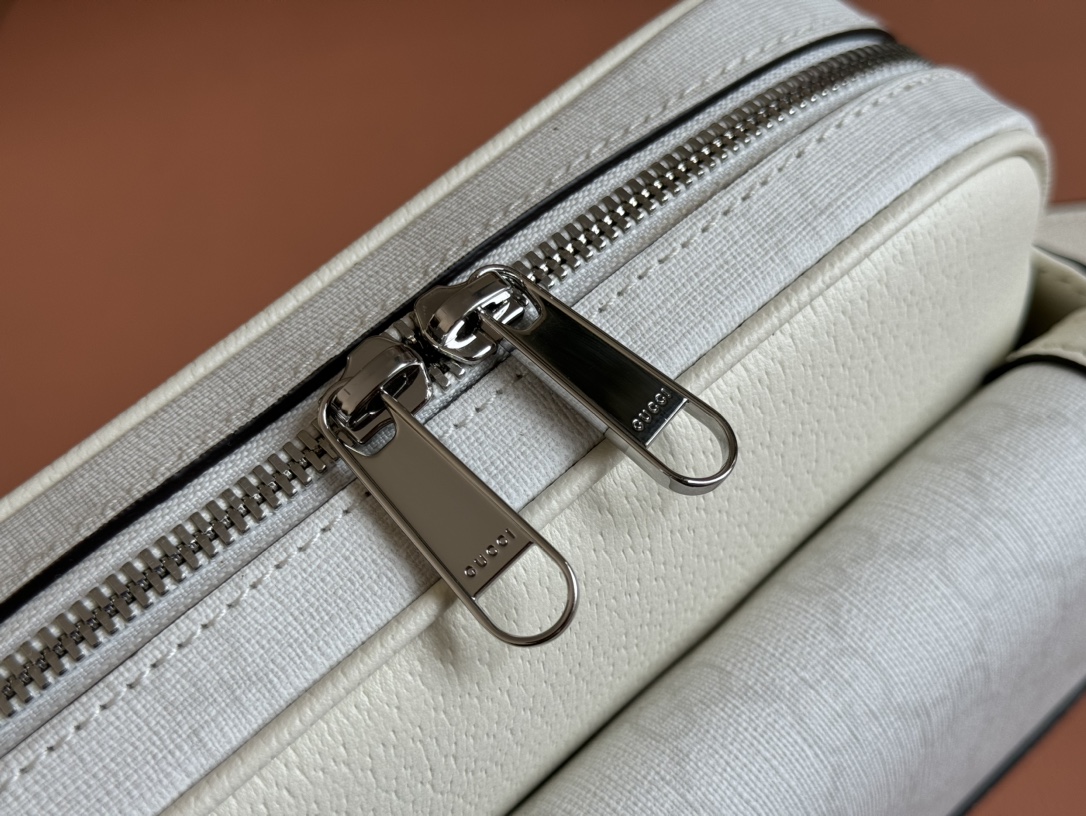 G Logo Mini Bag White