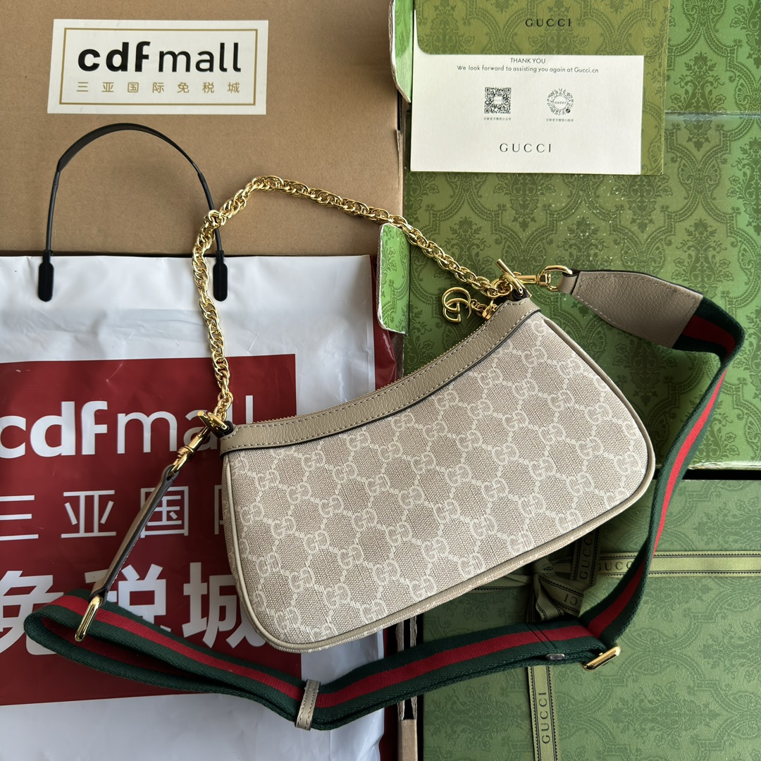 GG Diamond Quilted Pattern Bag