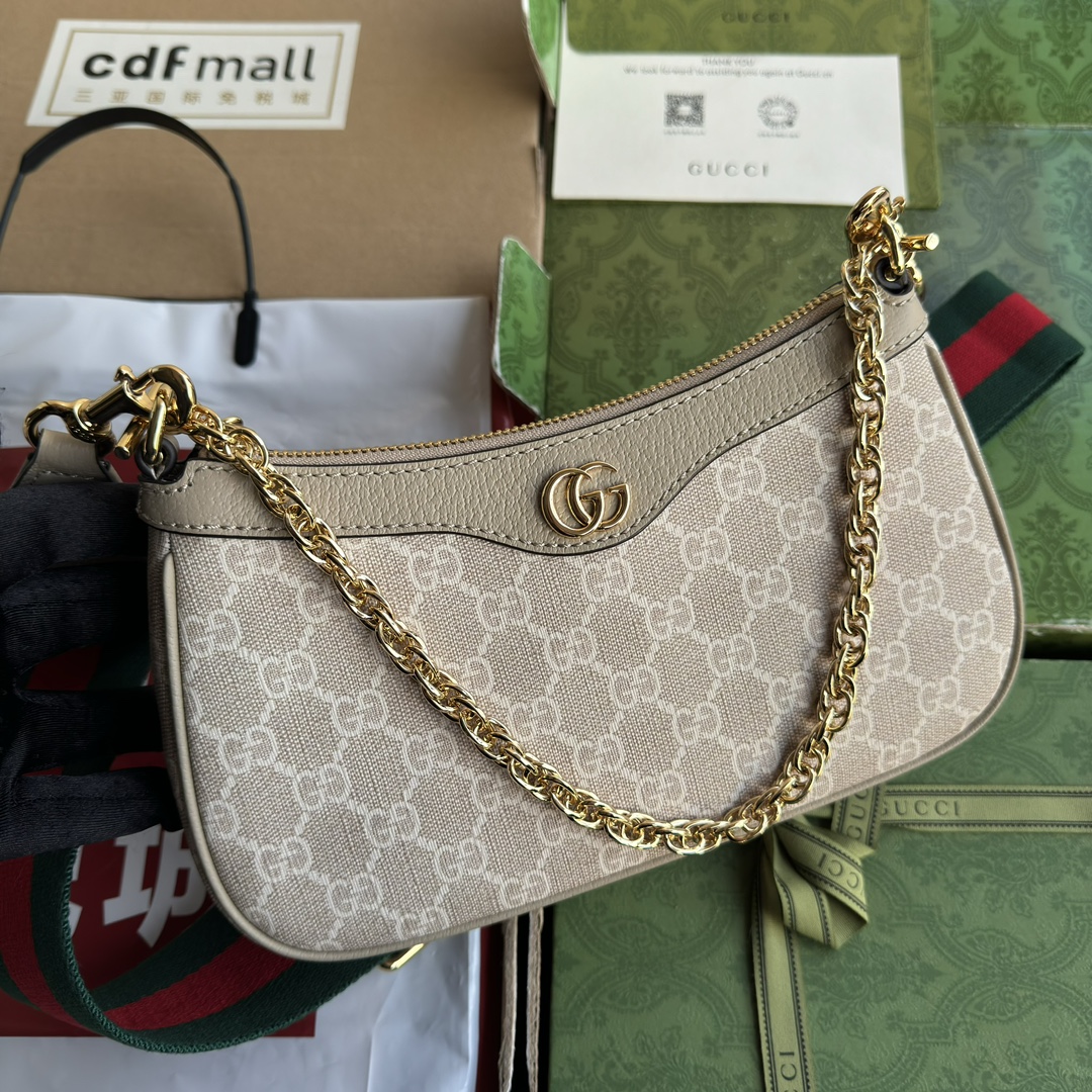 GG Diamond Quilted Pattern Bag