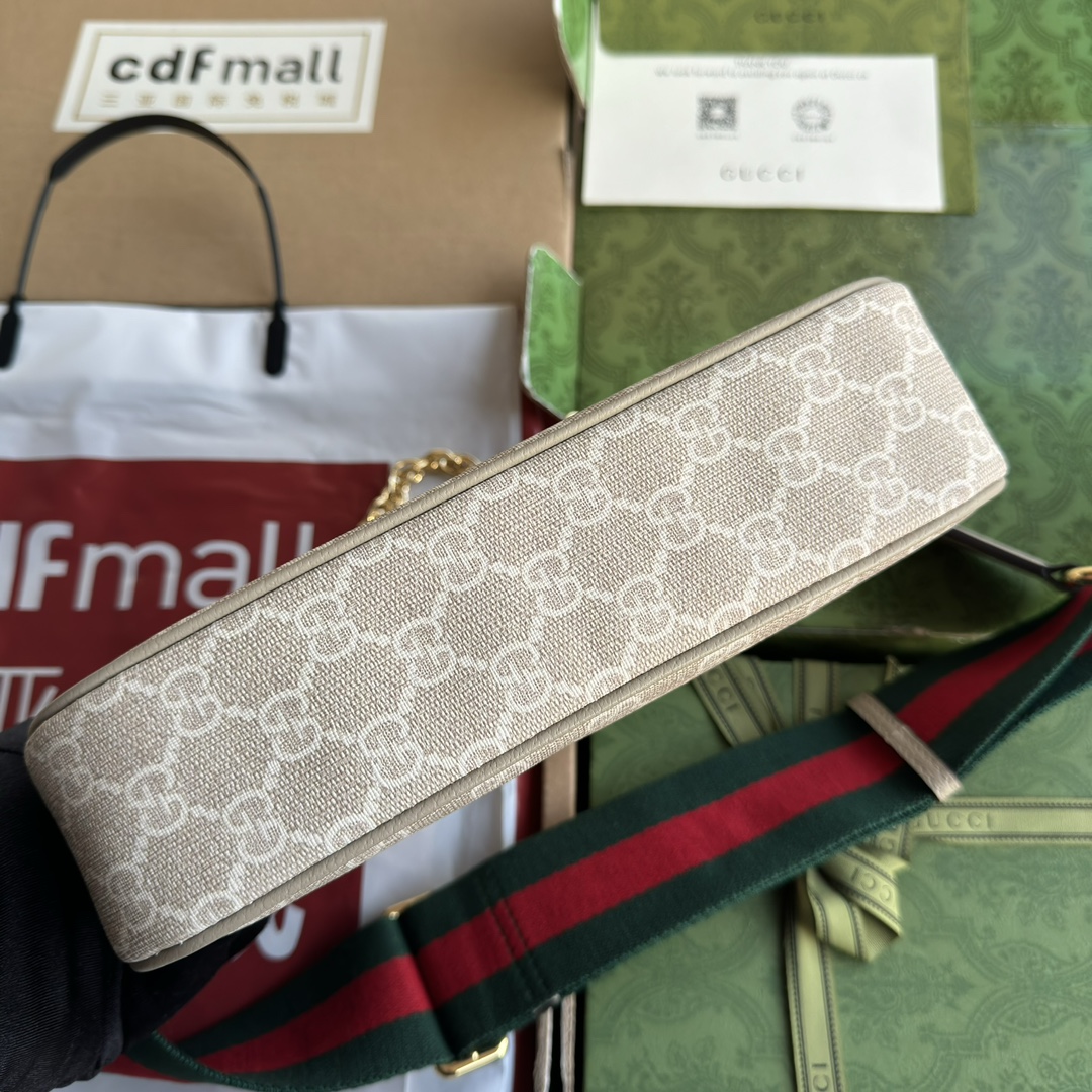 GG Diamond Quilted Pattern Bag
