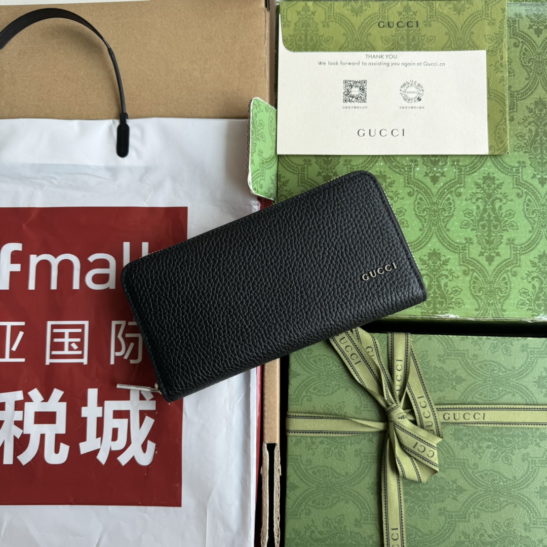 Gucci Logo Wallet