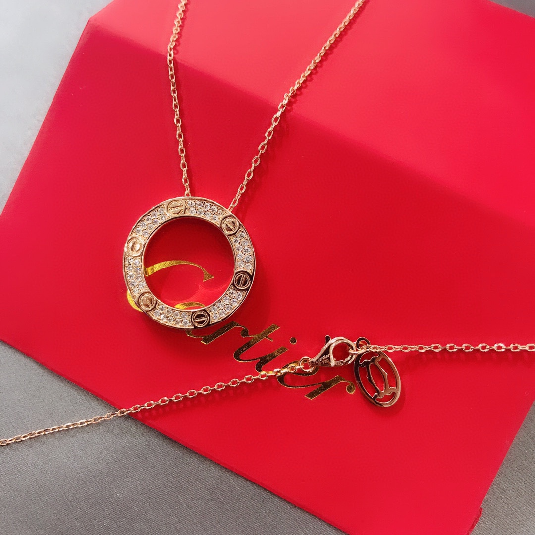 Round Ring Neckalce with Diamonds