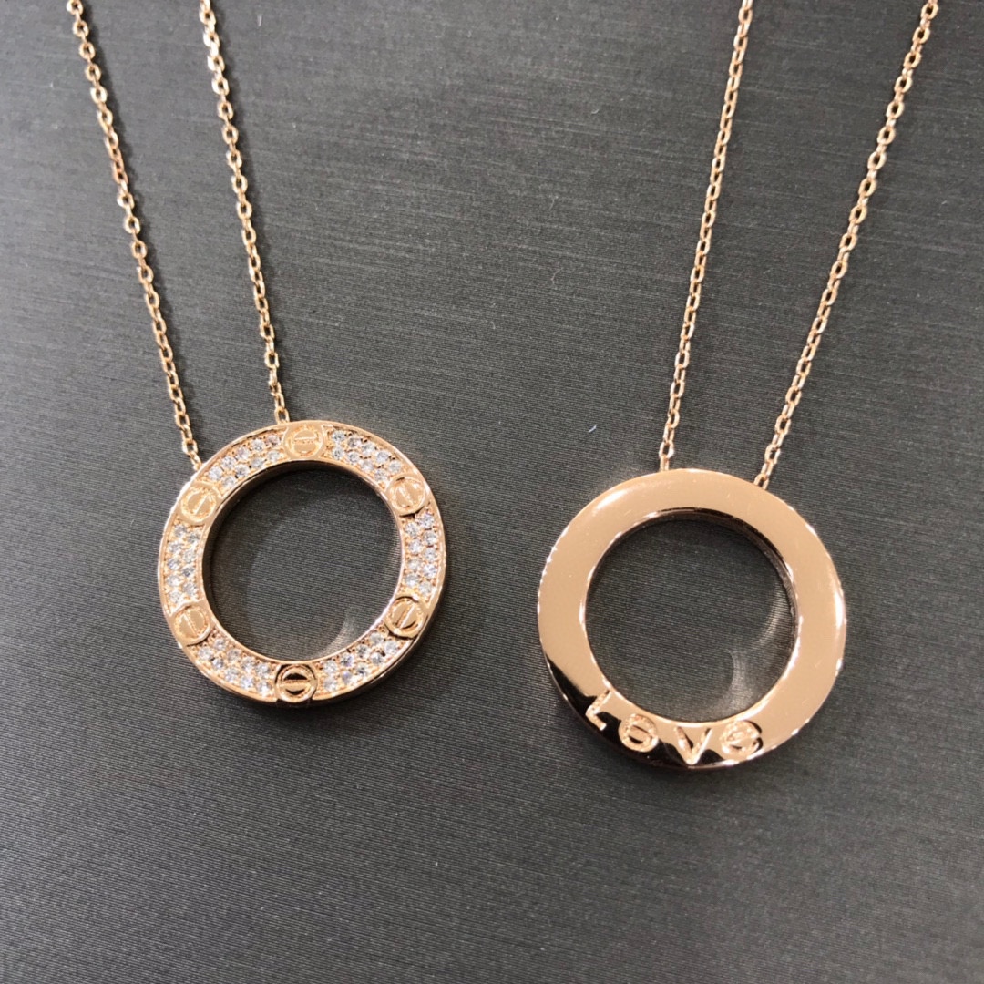 Round Ring Neckalce with Diamonds