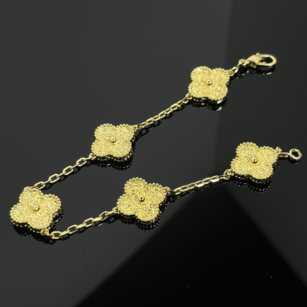 5 Motif Gold Stamped Bracelet