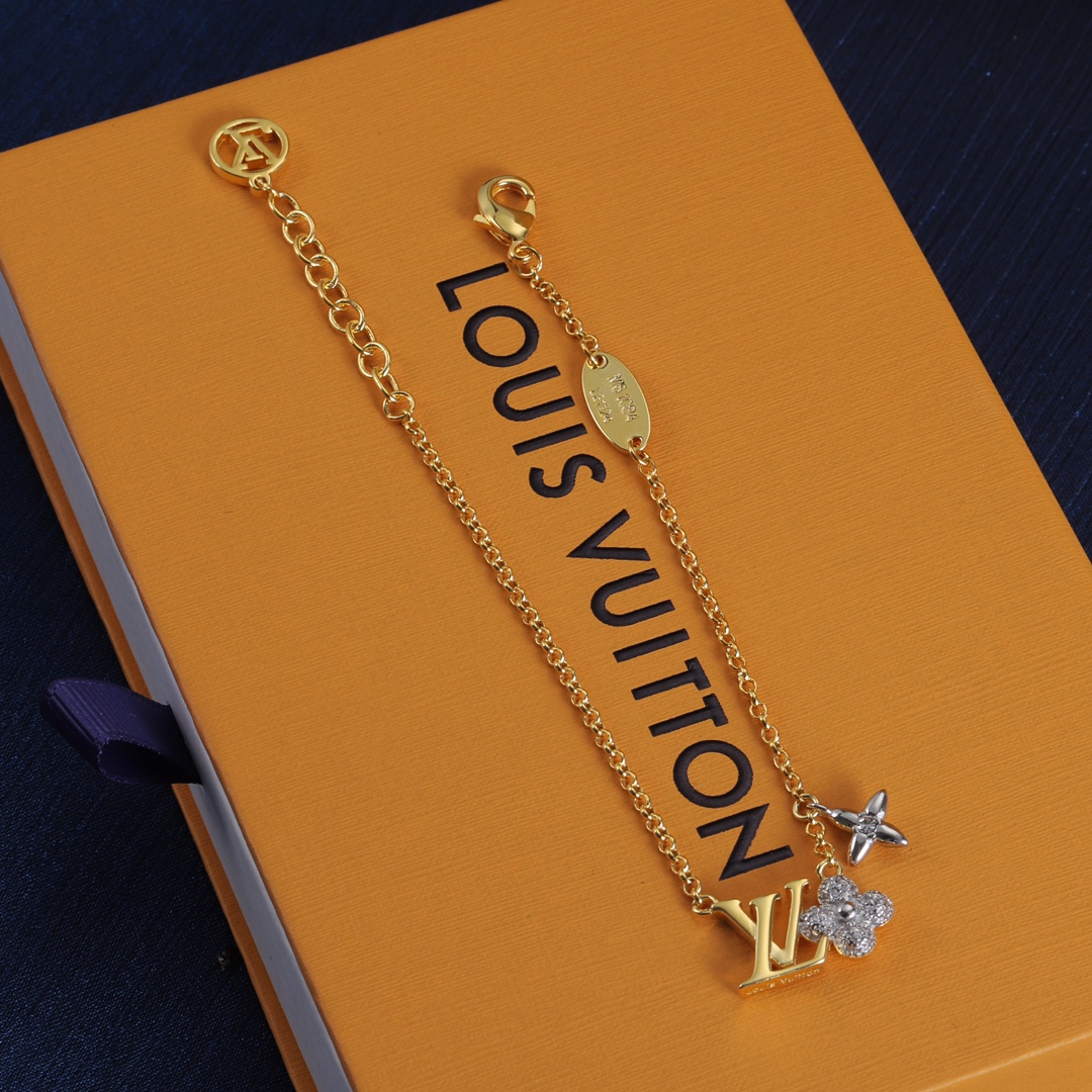 Alphabet Flower Bracelet with Diamonds