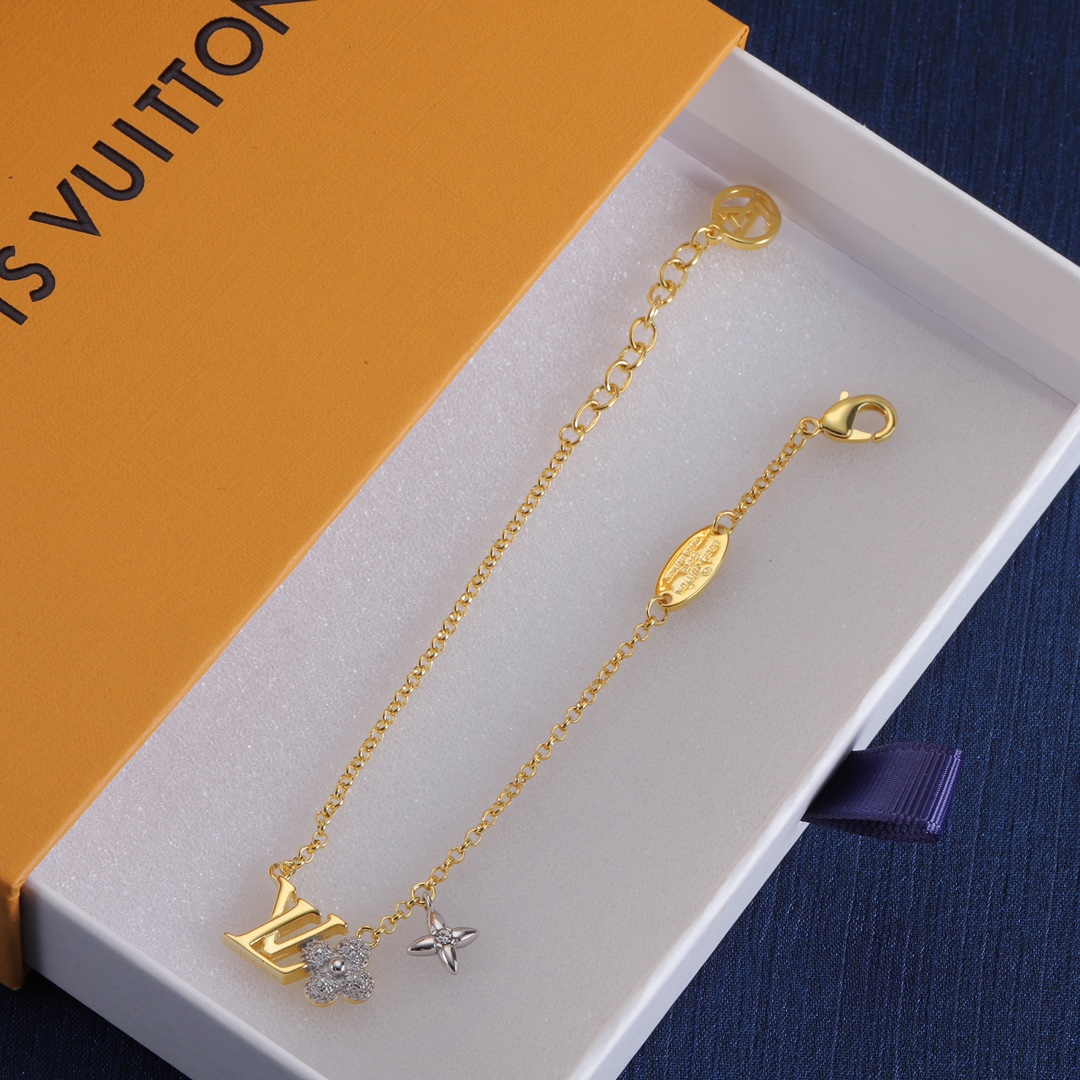 Alphabet Flower Bracelet with Diamonds
