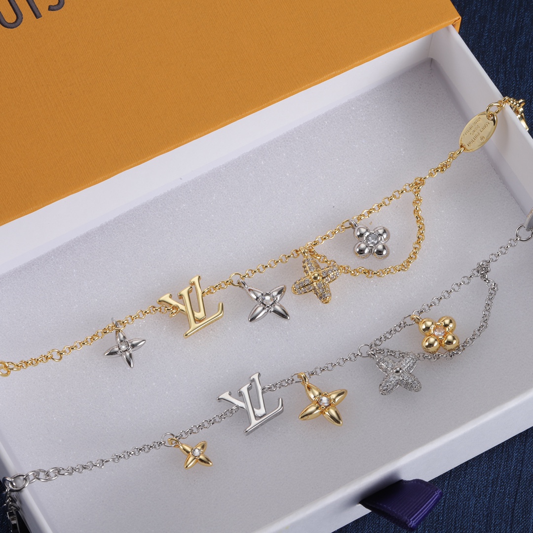 Alphabet 4 Flower Bracelet with Diamonds