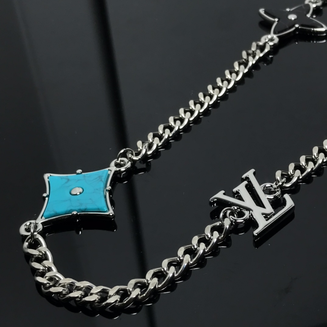 Flowers Necklace