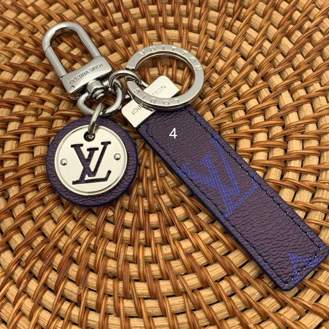 Keychain 7