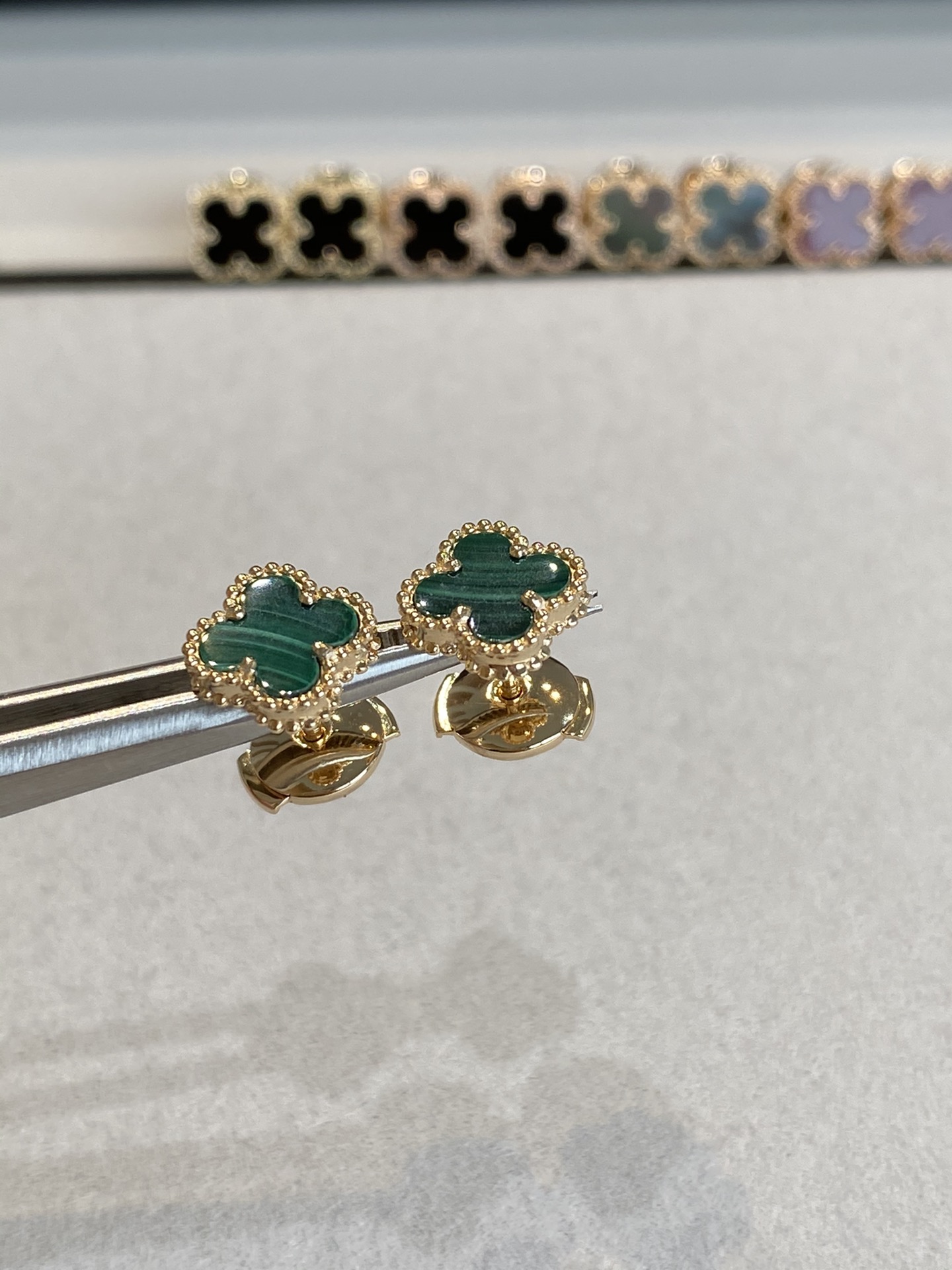 Sweet Alhambra Malachite Studs