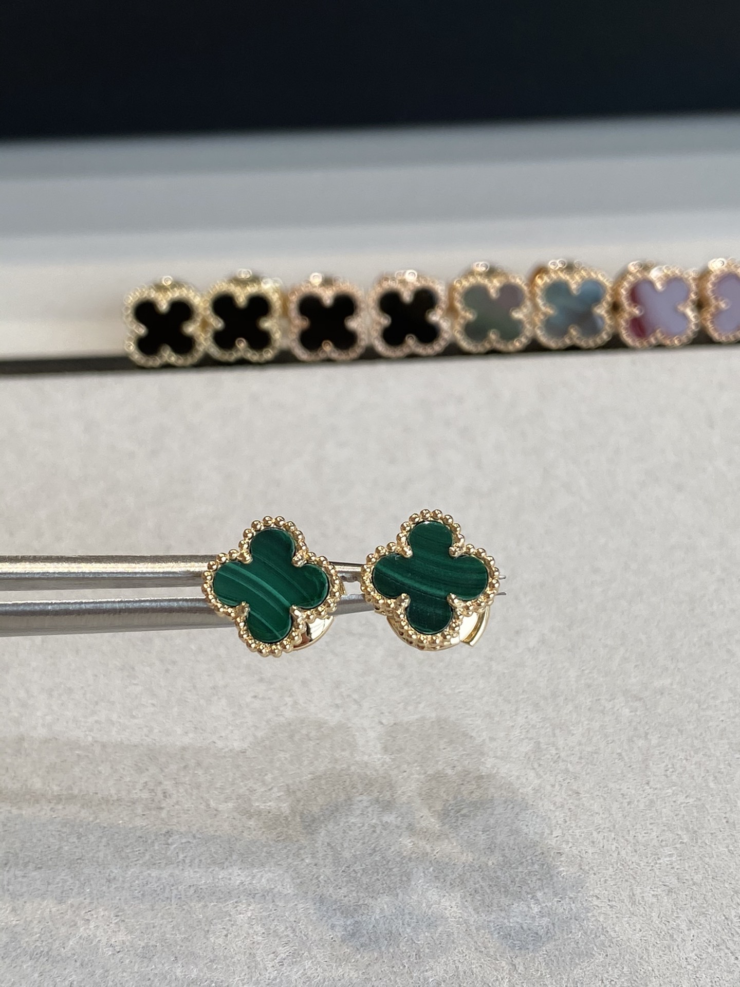 Sweet Alhambra Malachite Studs