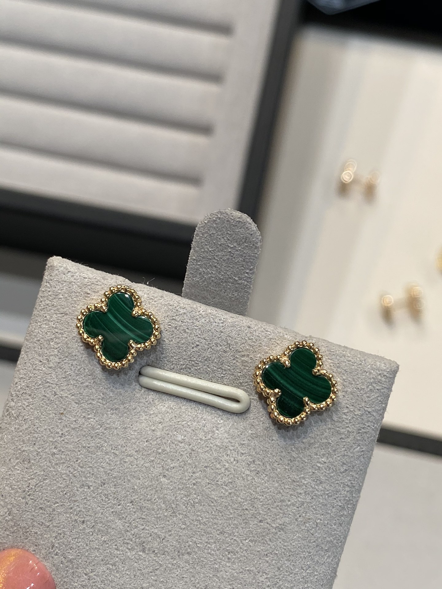 Sweet Alhambra Malachite Studs