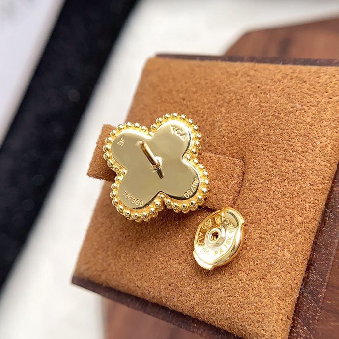 Sweet Alhambra Eye-tiger Stone Earrings