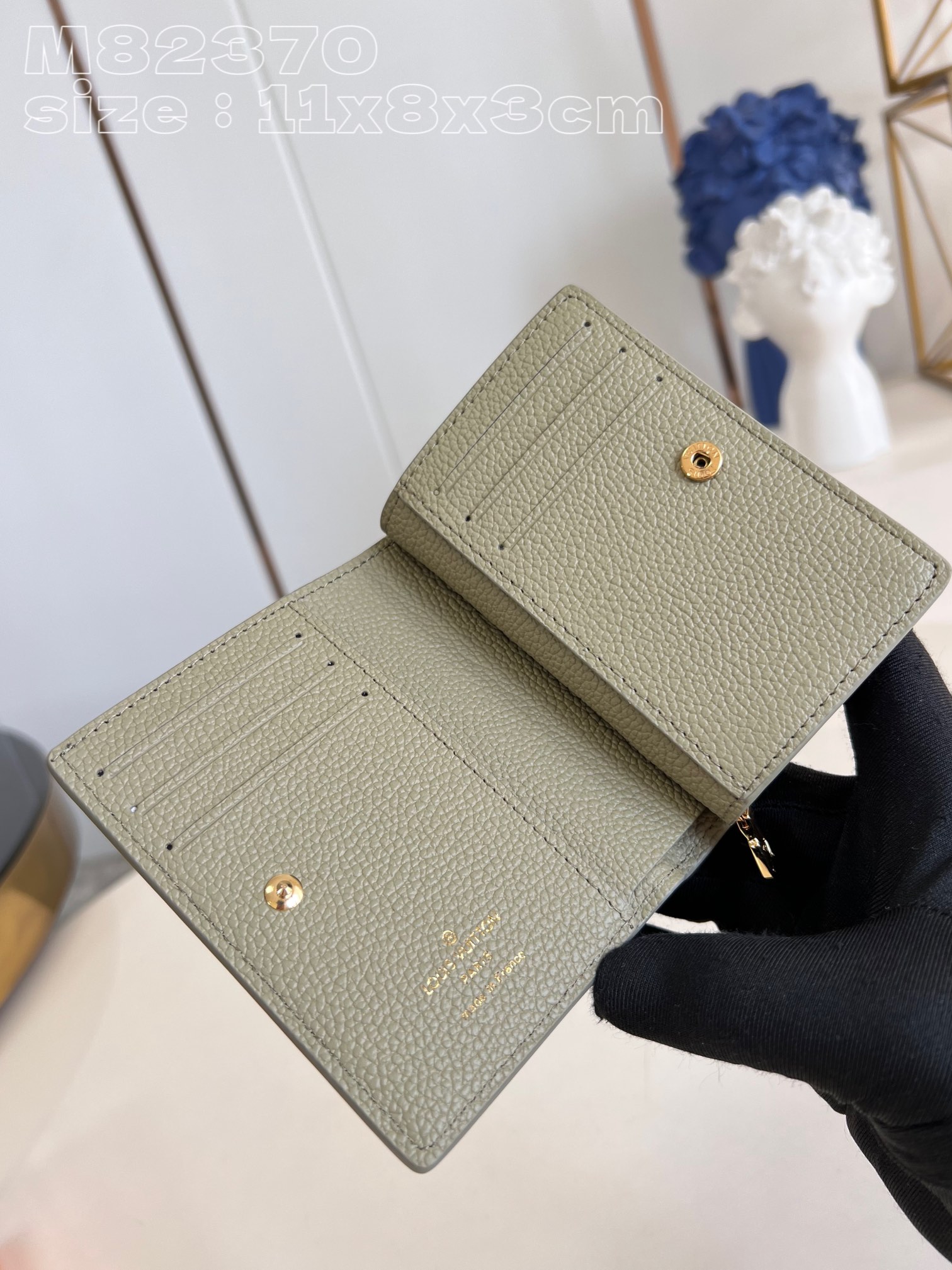 Louis Vuitton M82370 Green Cléa bag in Monogram Empreinte soft-grain cowhide