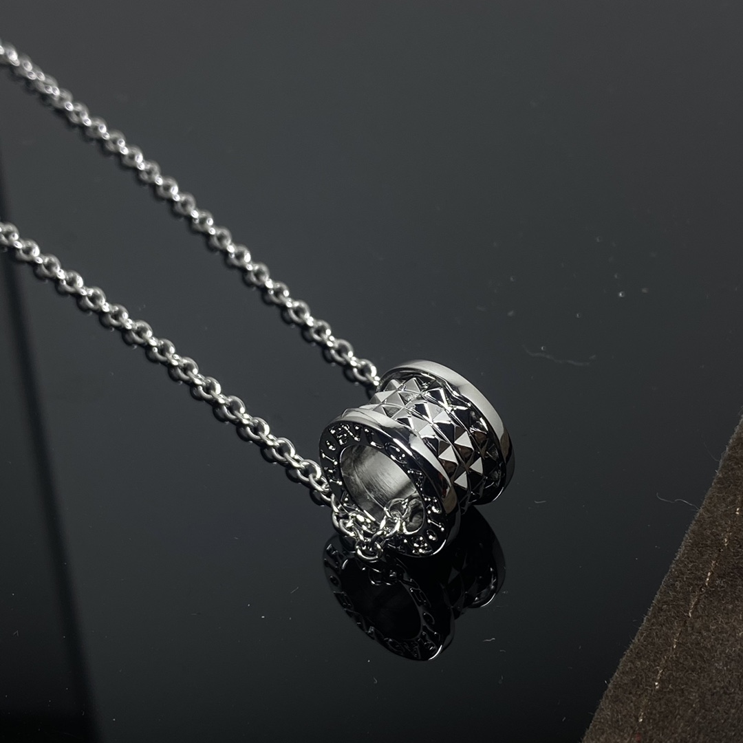 B.zero Angular Necklace without Diamonds