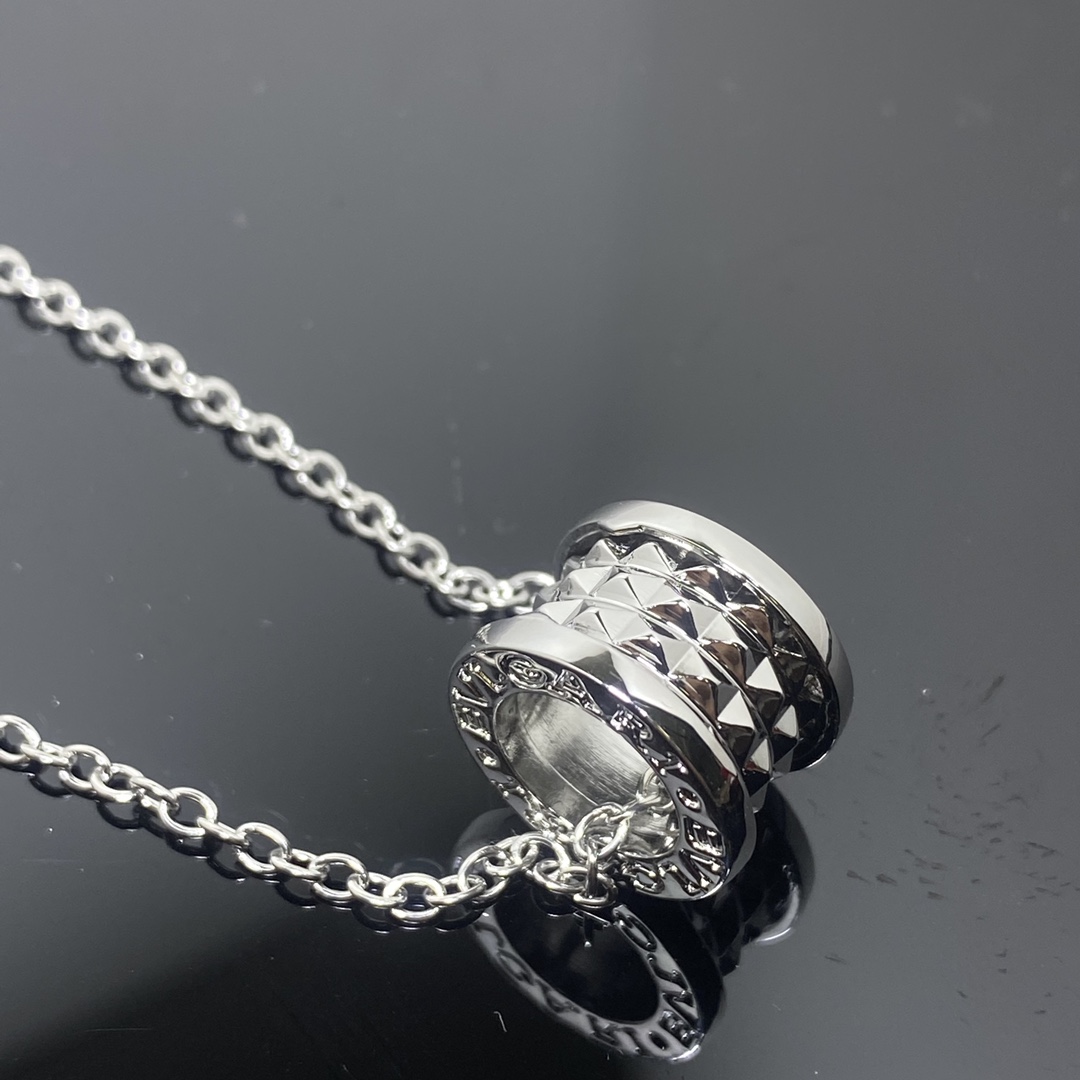 B.zero Angular Necklace without Diamonds