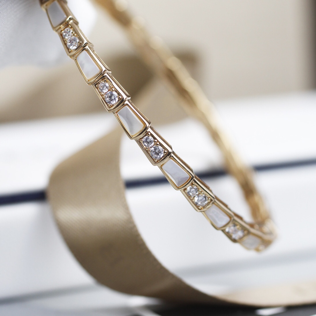Snake Bone Bracelet With Diamonds