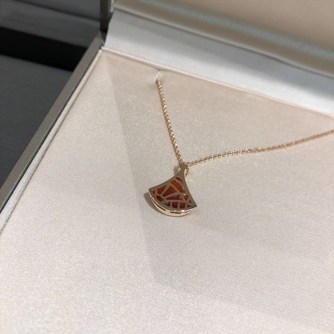 Carnelian Fan Necklace