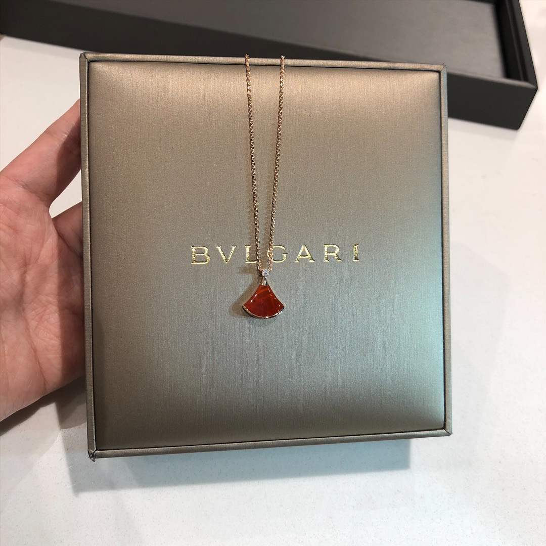 Carnelian Fan Necklace