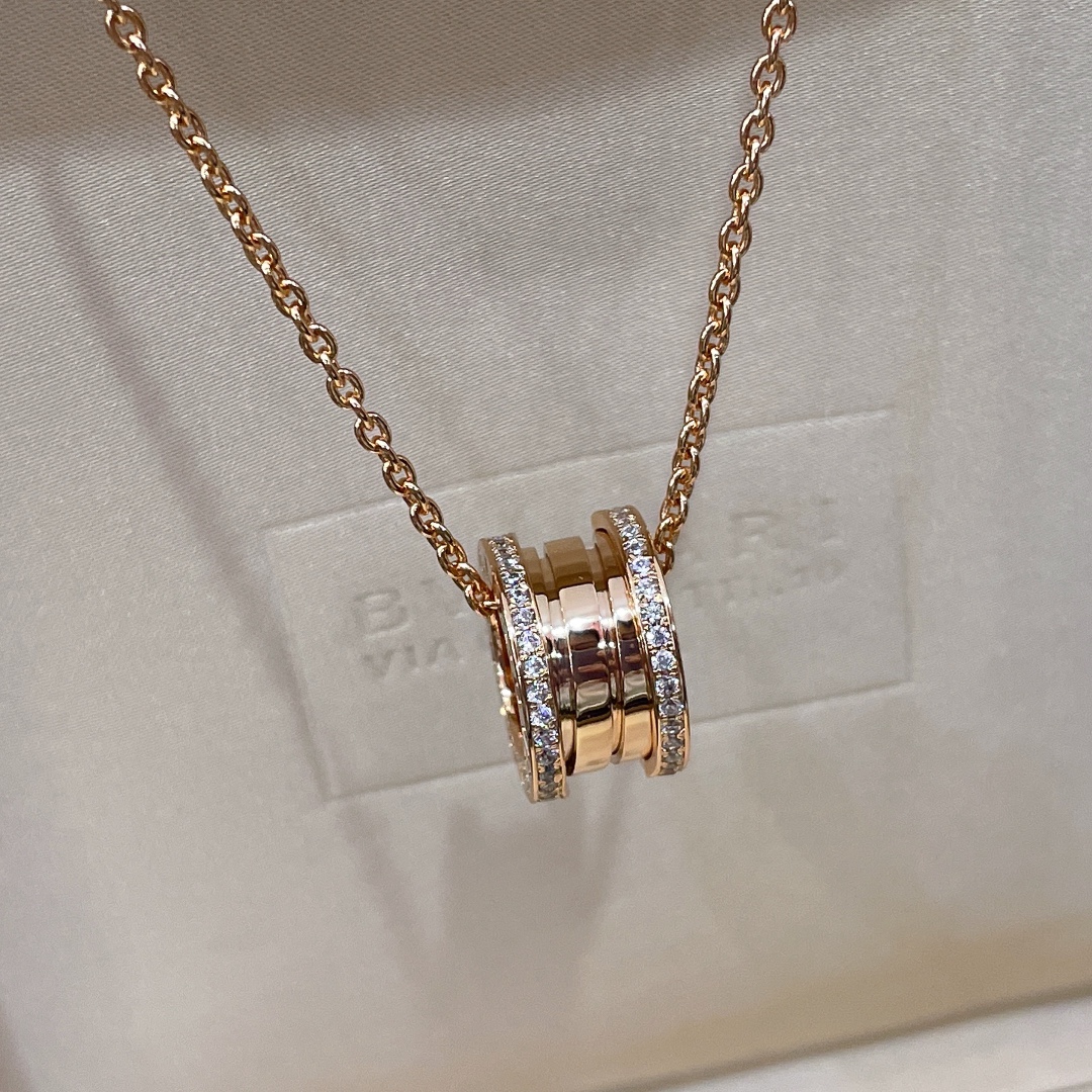 Spring Pendant Necklace with Diamonds