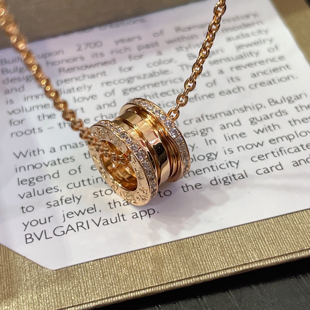 Spring Pendant Necklace with Diamonds