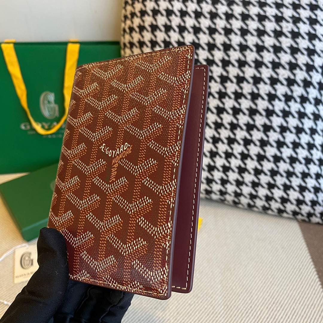 Burgundy goyard Grenelle Passport Cover is ideal for travelling
