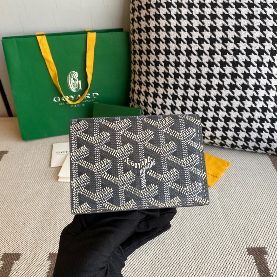 Grey goyard Malesherbes Card Wallet ideal for business as it was designed to hold business cards in