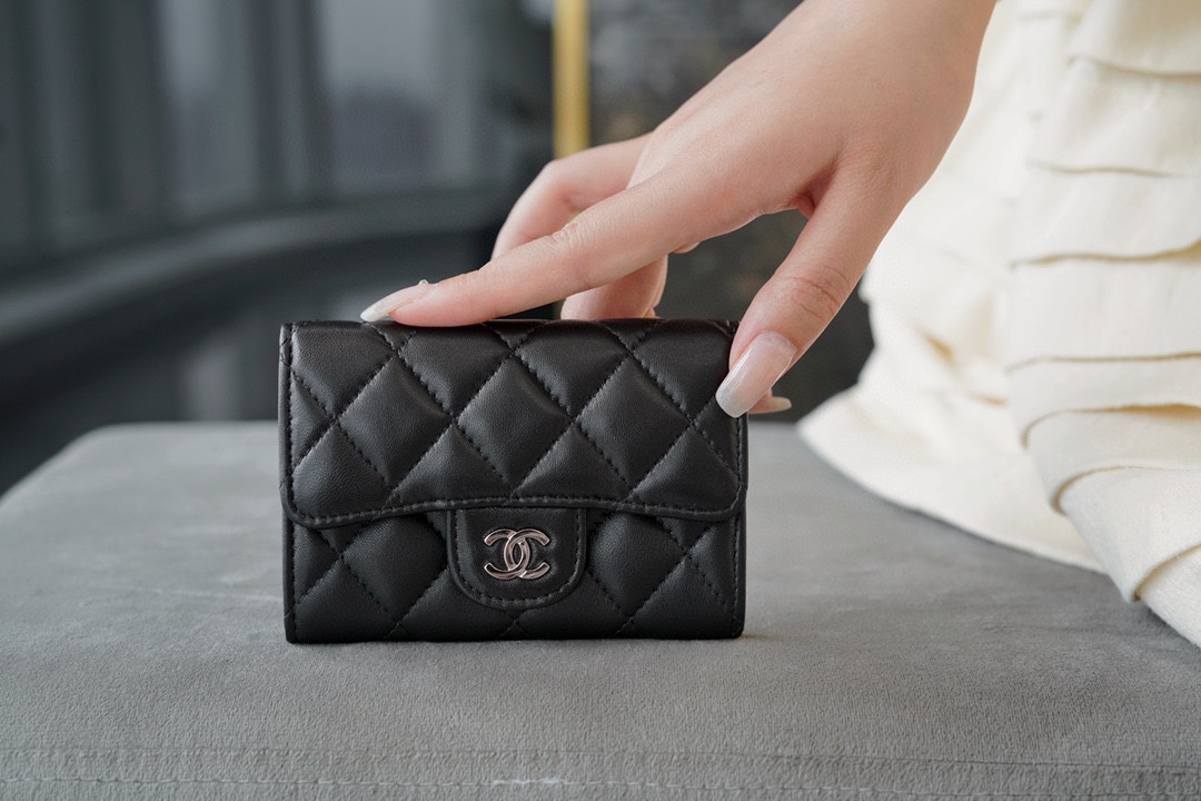 Chanel Classic Flap Card Holder (upgraded version) Lambskin Black Silver