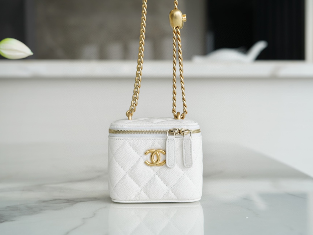 Chanel 23P Spring/Summer new love adjustable buckle small box Unsurprisingly