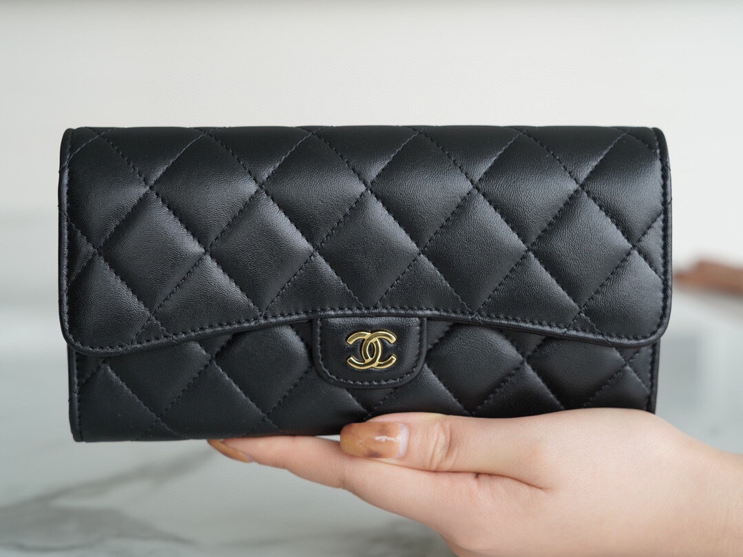 Chanel classic bifold long clip black sheep gold Imported channel custom lambskin